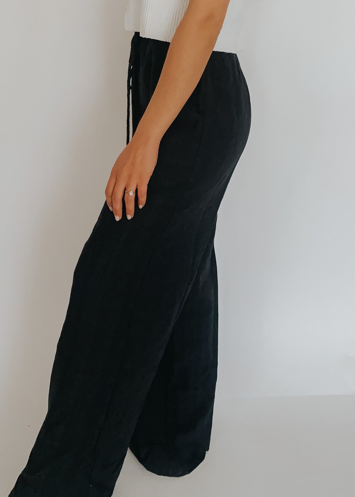 textured drawstring pants