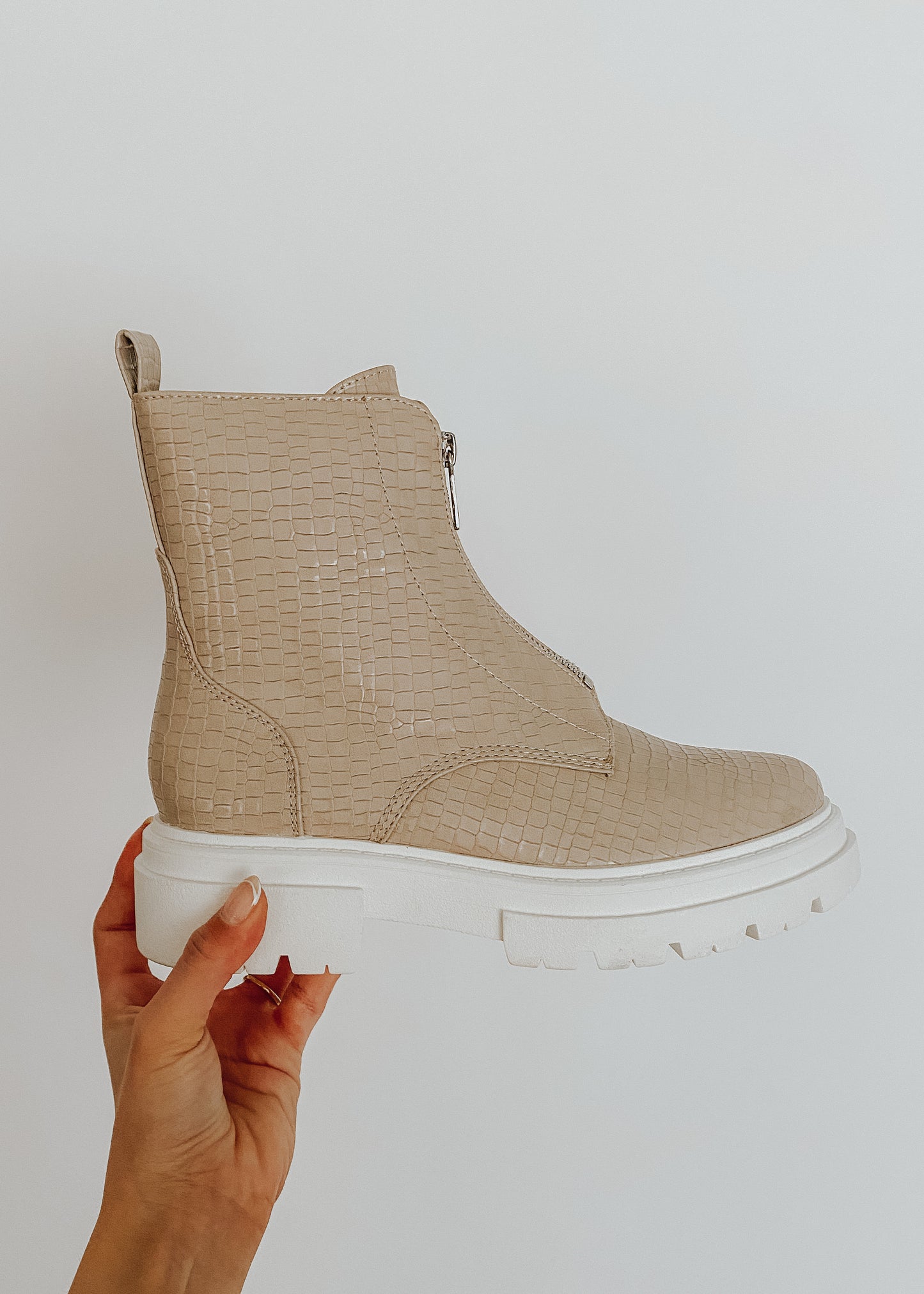 zipper crocodile booties